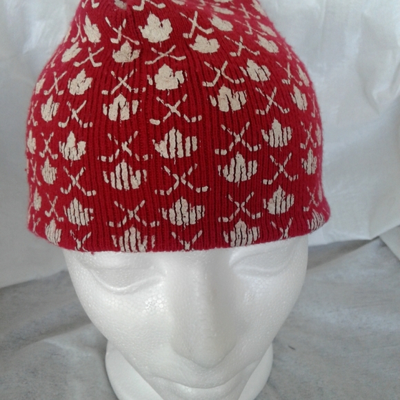 Molson Canadian beanie unisex can be worn inside out - Picture 3 of 3